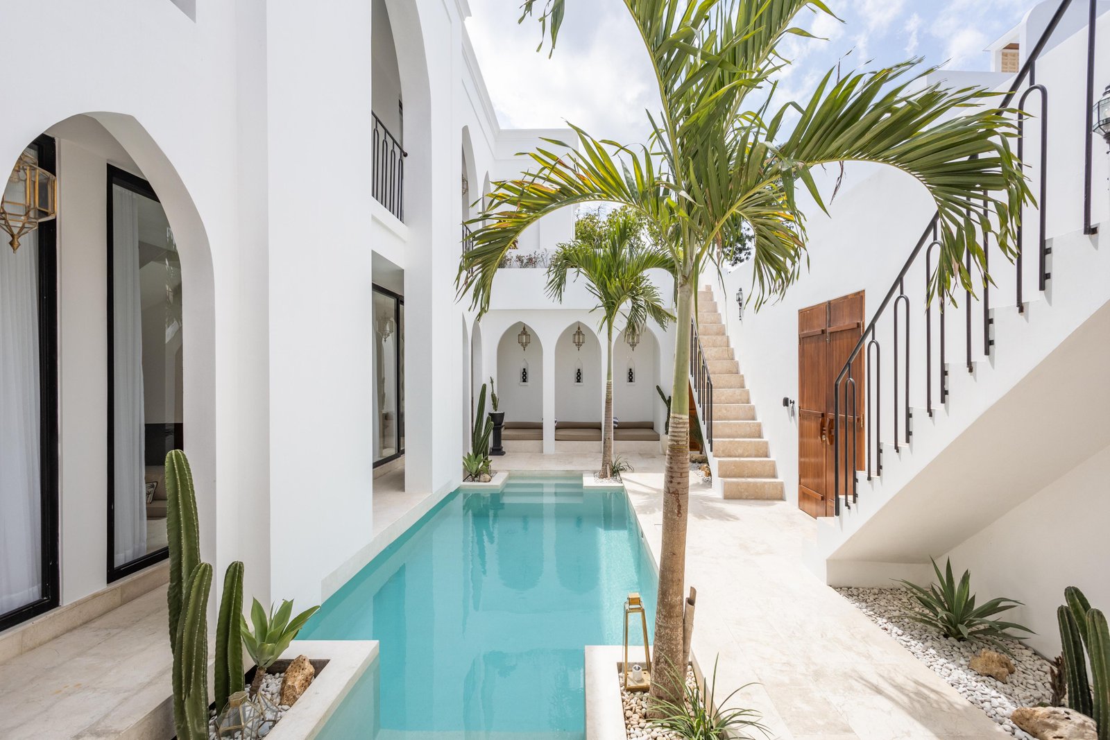 A Modern Minimalist 3-Bedroom Villa in Canggu – For Sale Leasehold