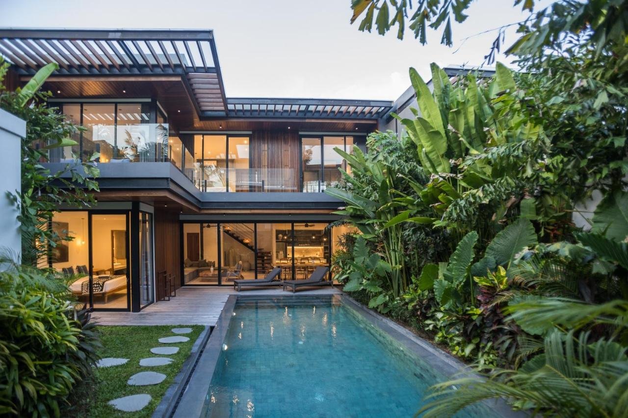 4-Bedroom Leasehold Villa in Pererenan