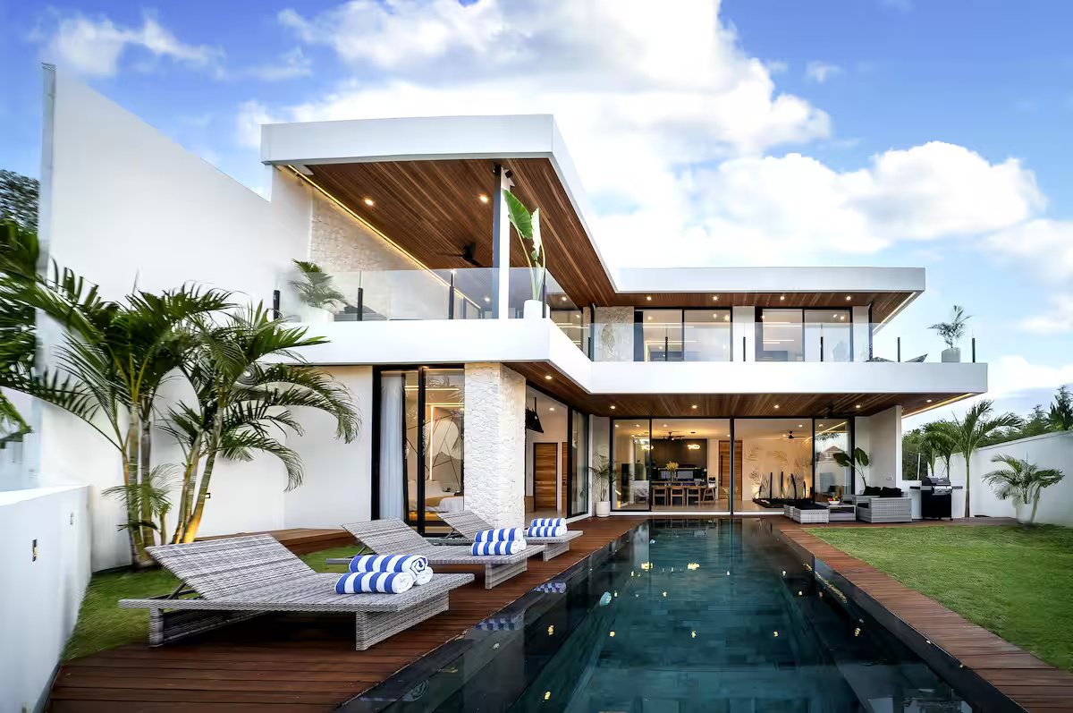 Brand-New 5-Bedroom Luxury Villa with Ricefield View in Canggu