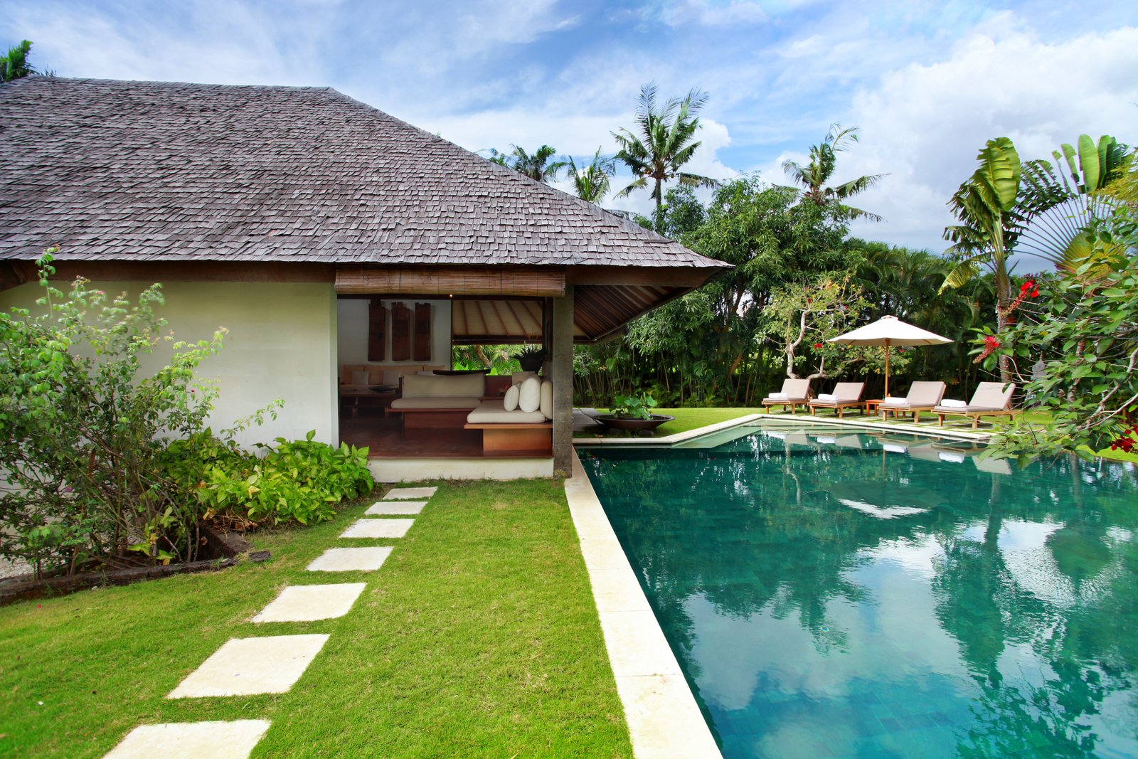 Luxurious 2-Bedroom Villa Complex in Umalas - Monthly or Yearly Rental