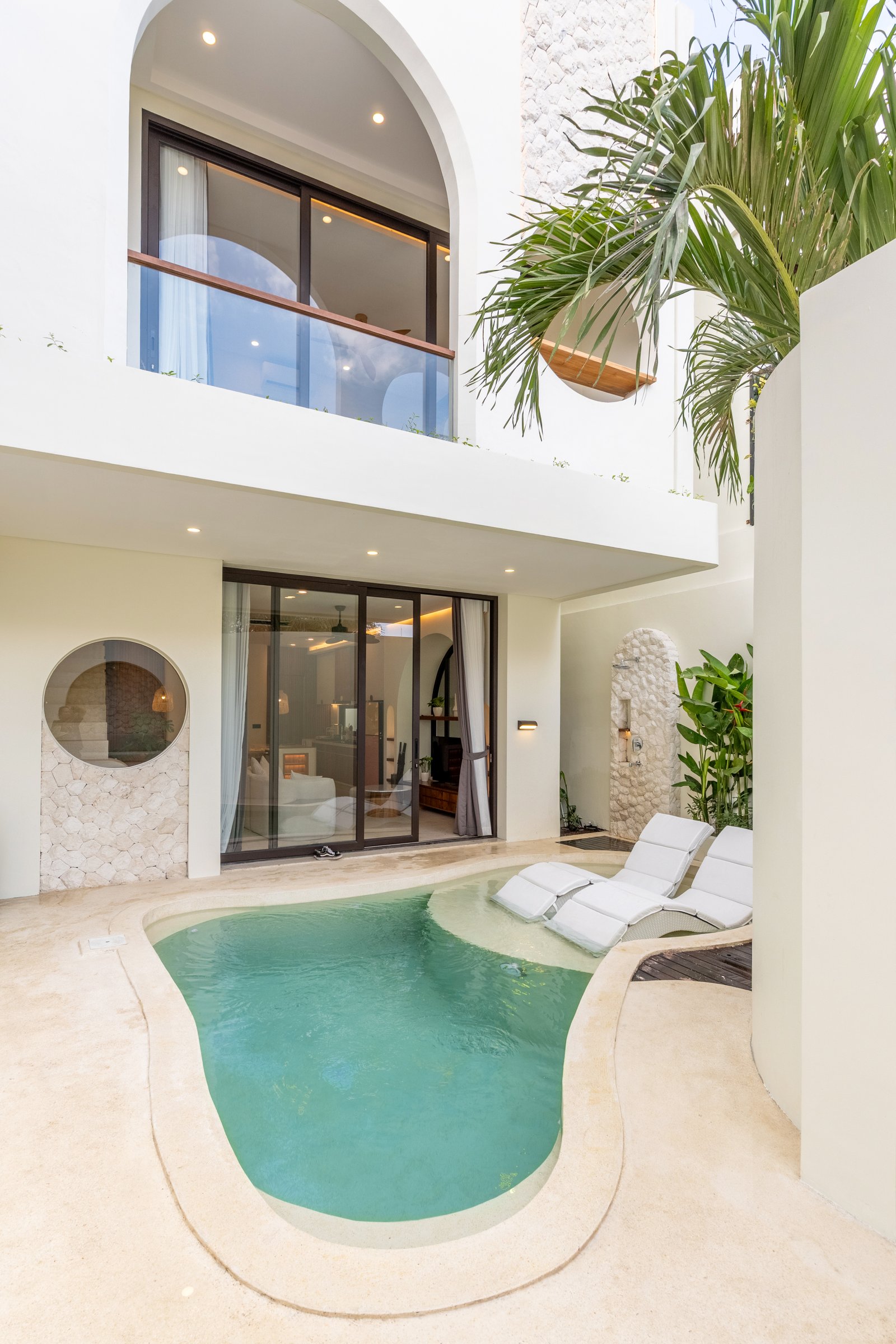 Prime Batu Bolong Mediterranean 2-bedroom villa – 30-year leasehold investment