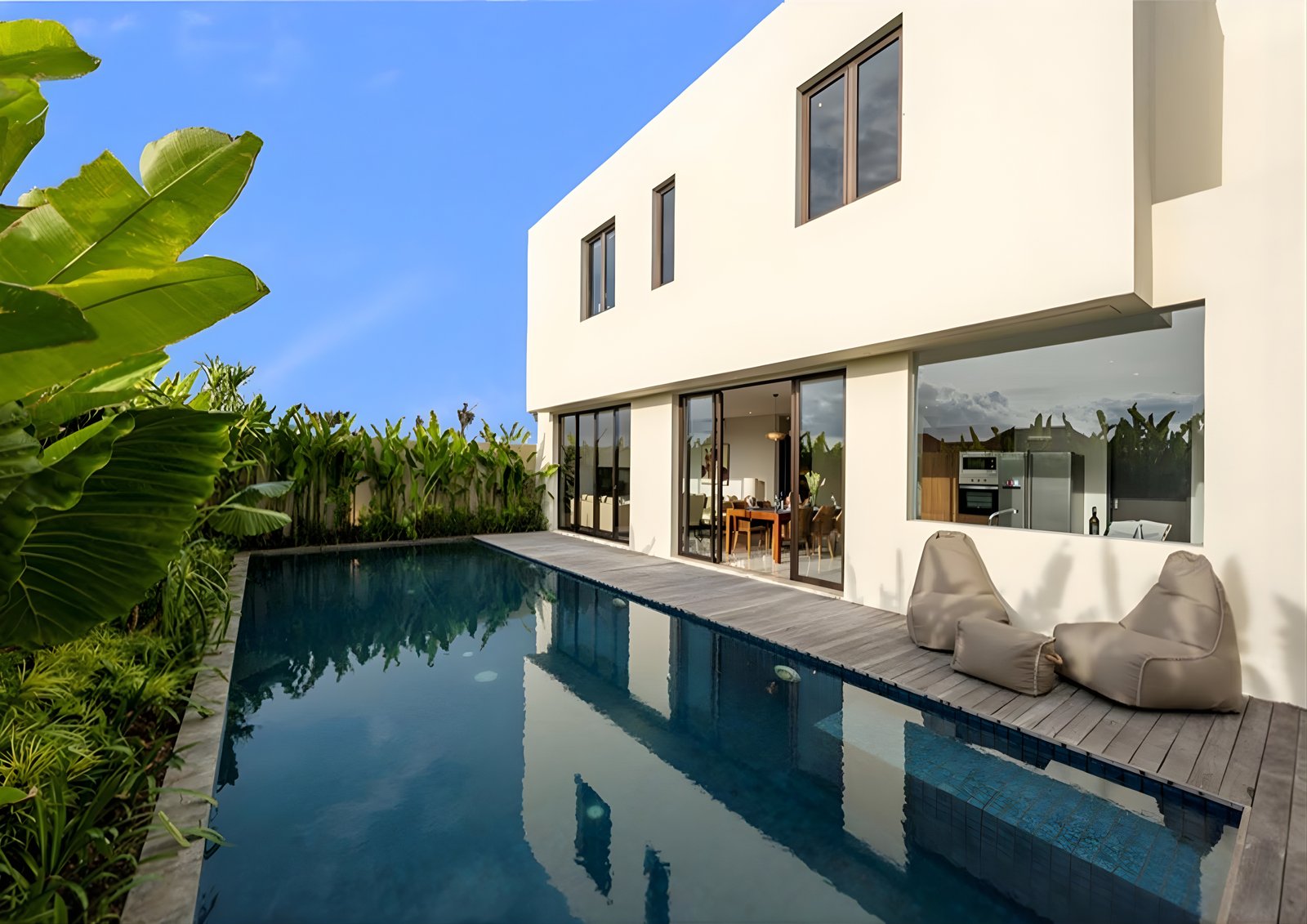 Luxury Freehold 4-Bedroom Villa In Beach Front Compound - Sanur, Pabean Beach