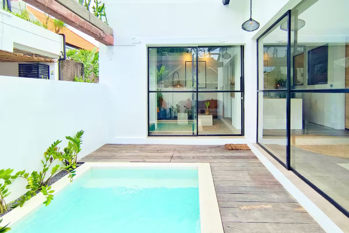 Modern 2-Bedroom Leasehold Villa in Berawa – Prime Location