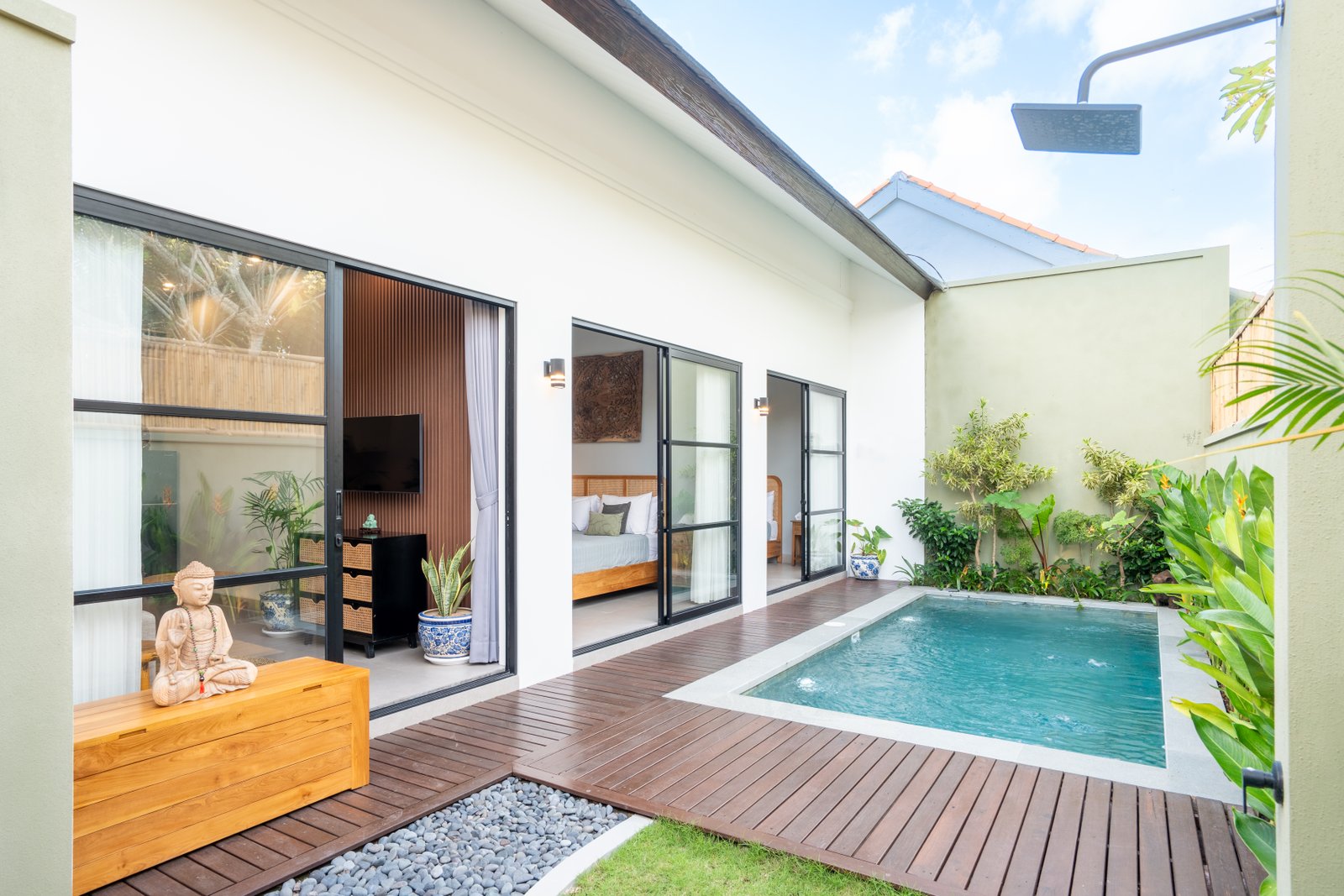 Modern 2-Bedroom Villa in Tumbak Bayuh - Leasehold