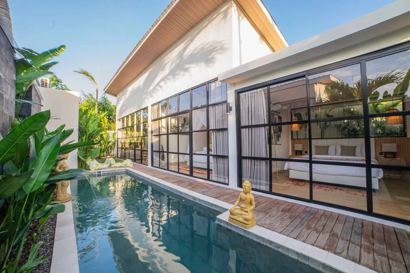 Modern Tropical 2-Bedroom Villa in Seminyak - Leasehold 31.5 Years