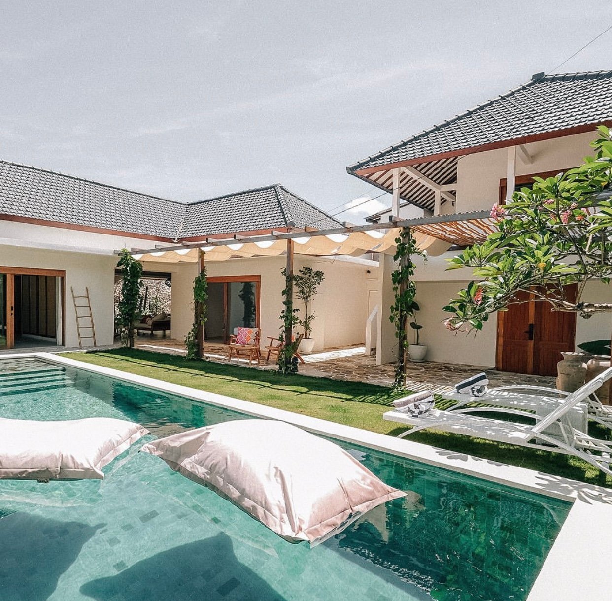 Tropical Modern 3-Bedroom Villa in Umalas – Monthly & Yearly Rental