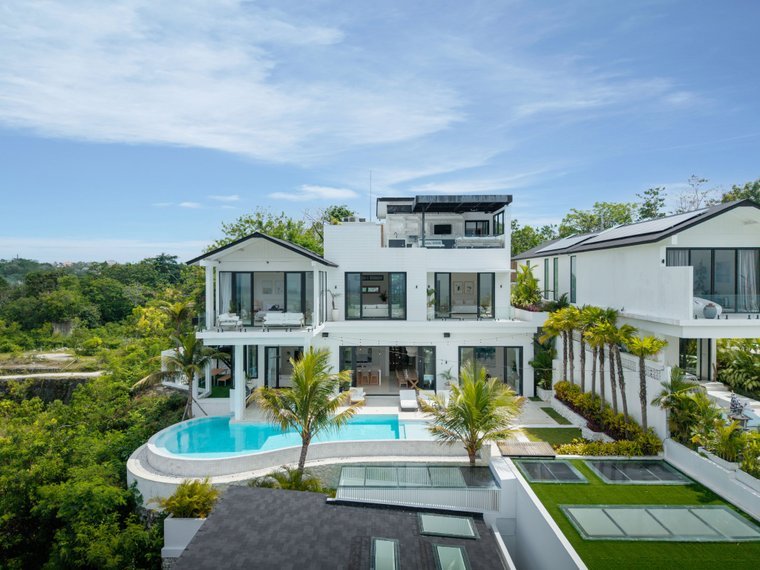 Exclusive Property: Luxury 4 Bedroom Mansion With Panoramic Ocean & Volcano Views - Leasehold