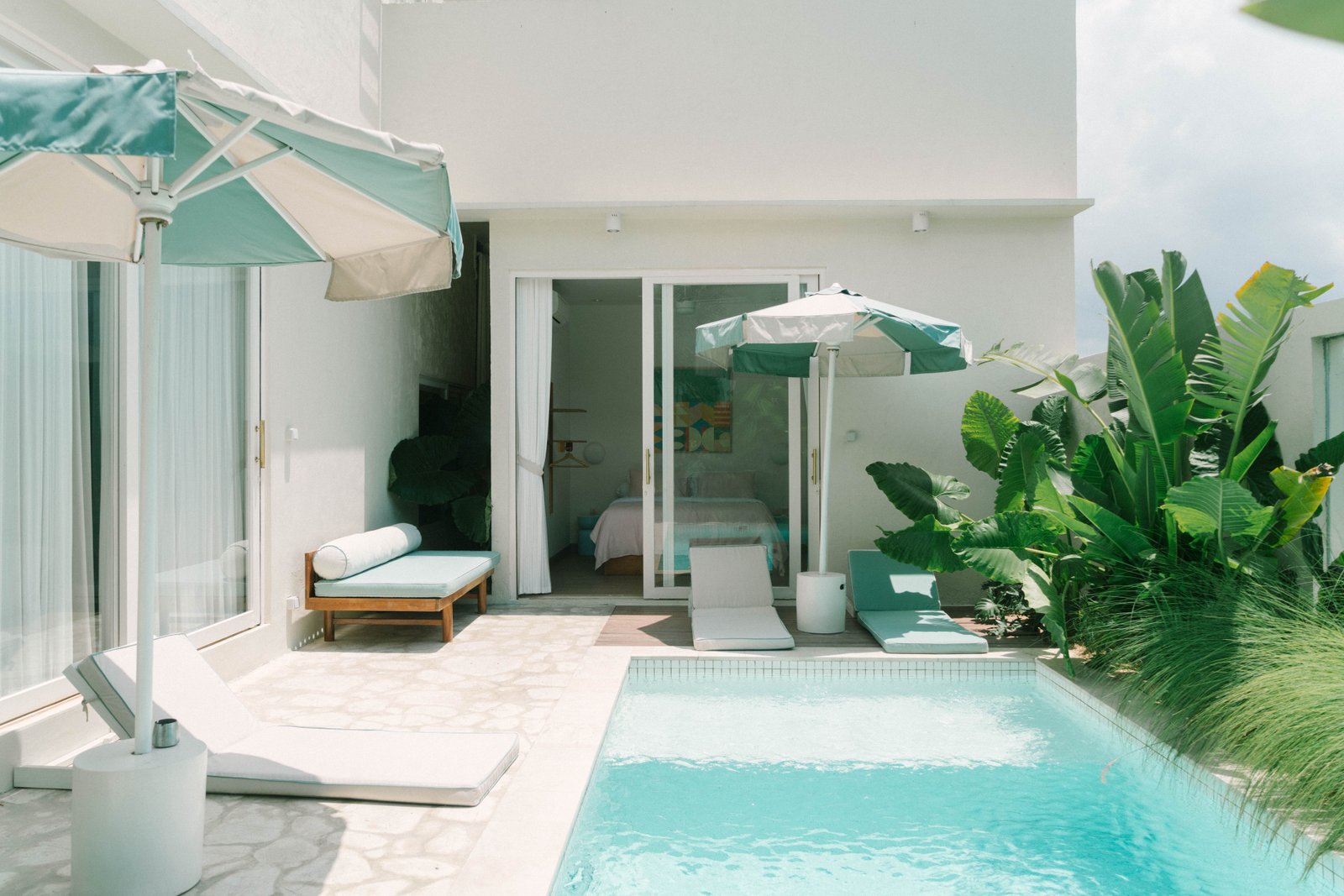 Californian-Inspired 4-Bedroom Villa with Rice Field Views in Umalas - Freehold