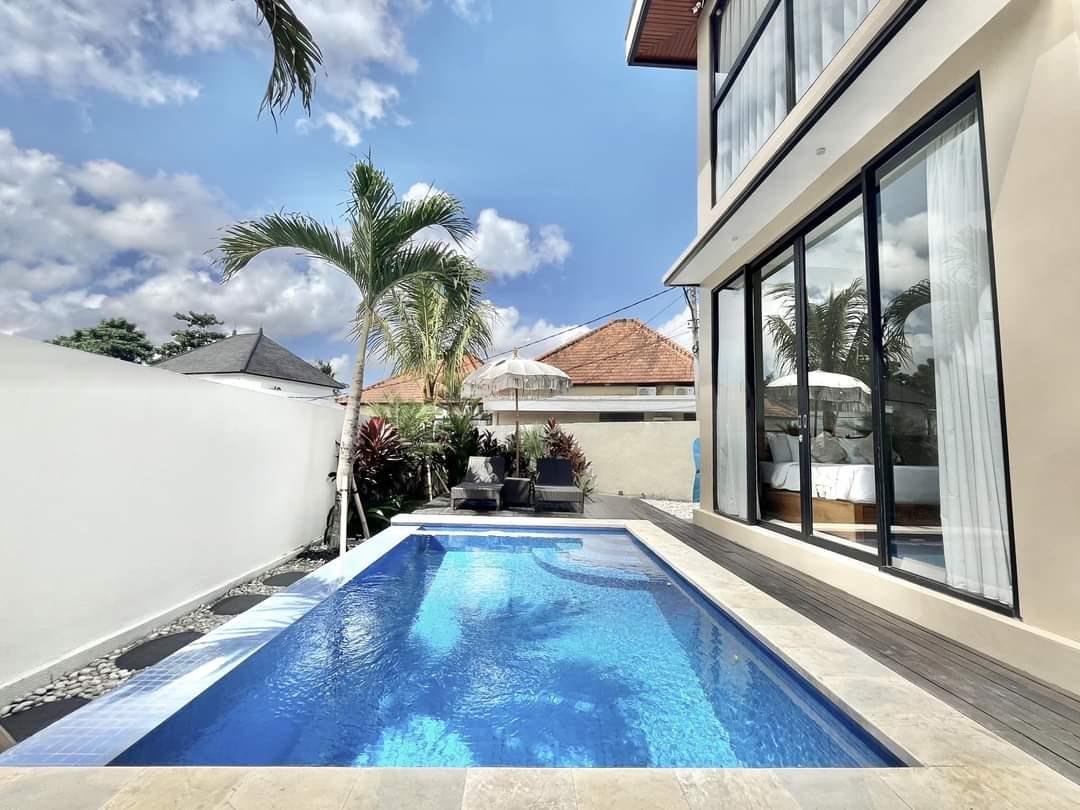 Prime Location: Modern 3-Bedroom Villa for Leasehold in Pererenan