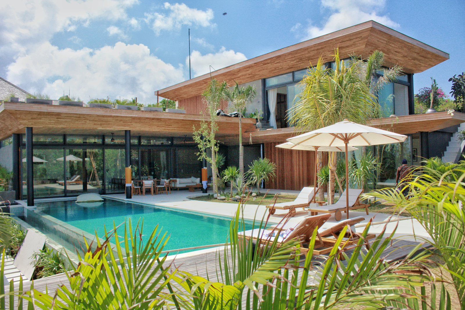 Exclusive Luxury Ocean View Villa 5 Bedrooms  Uluwatu  - Freehold