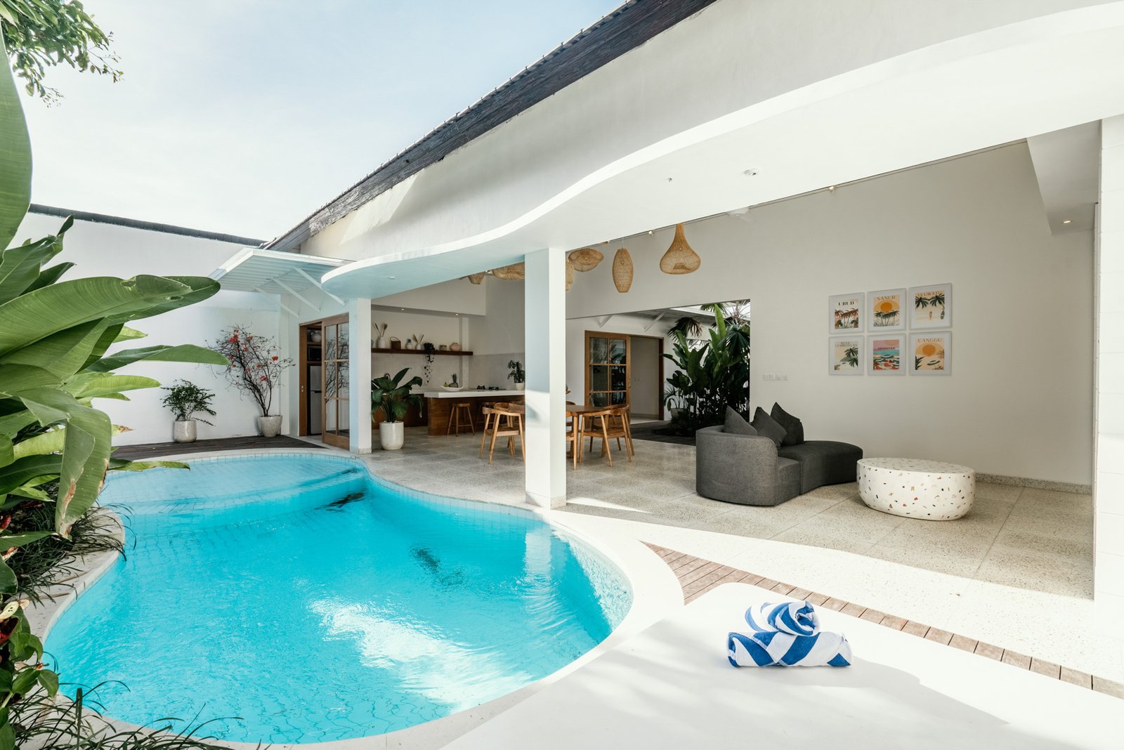 Modern Minimalist 3-Bedroom Villa in Berawa, Canggu