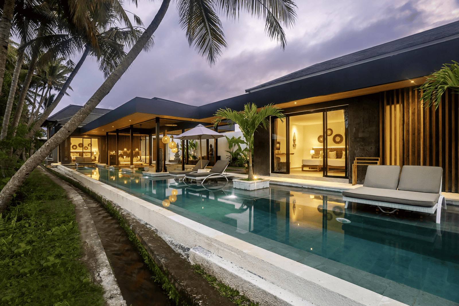 High-Yield Investment: 4-Bedroom Modern Tropical Villa in Prime Ubud - Leasehold