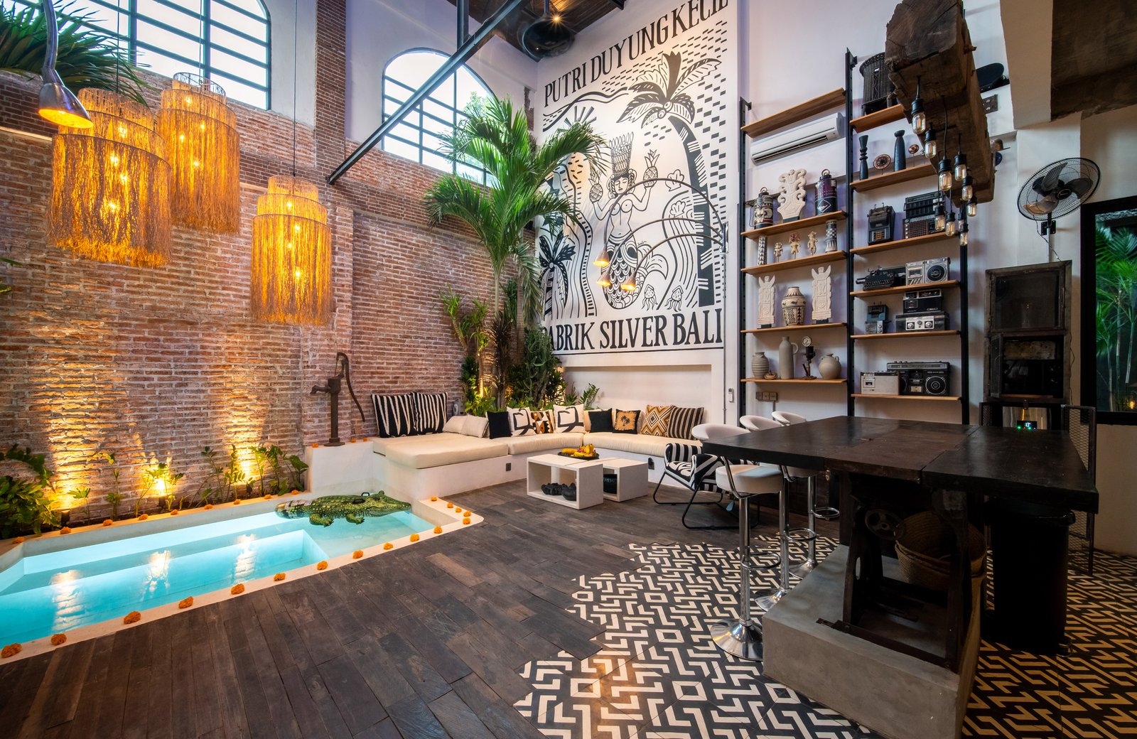 Exclusive Vintage Industrial Loft Villa for Sale – 2 Bedrooms in Prime Berawa, Bali (Leasehold)