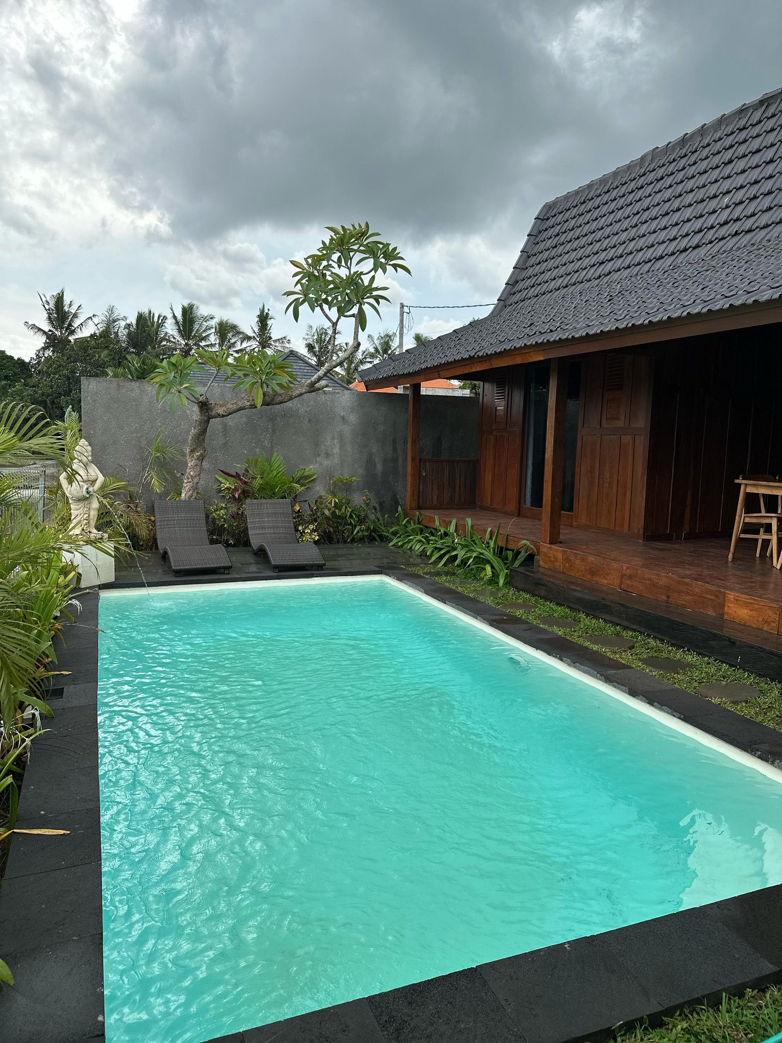 Charming Wooden Minimalist Villa in Kemenuh, Gianyar